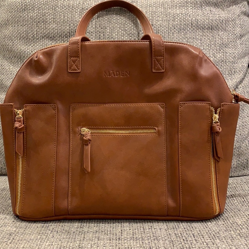 Māden Carryall convertible tote